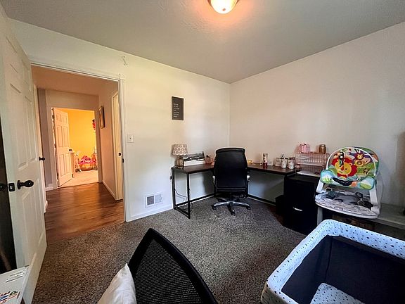 5th image of 503 W Wiles Ln