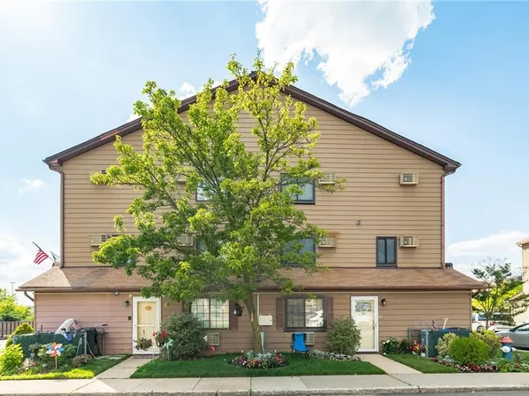 96 Lamped Loop Floor 2, Staten Island, NY 10314