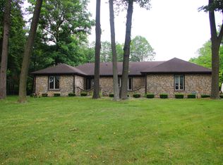 5331 W Blue Bell Dr, New Palestine, IN
