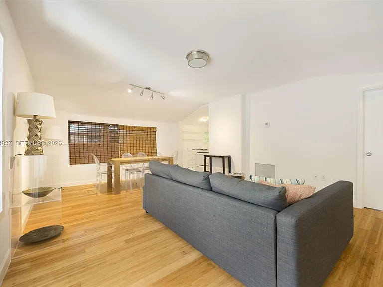 3041 Calusa St — Photo 14