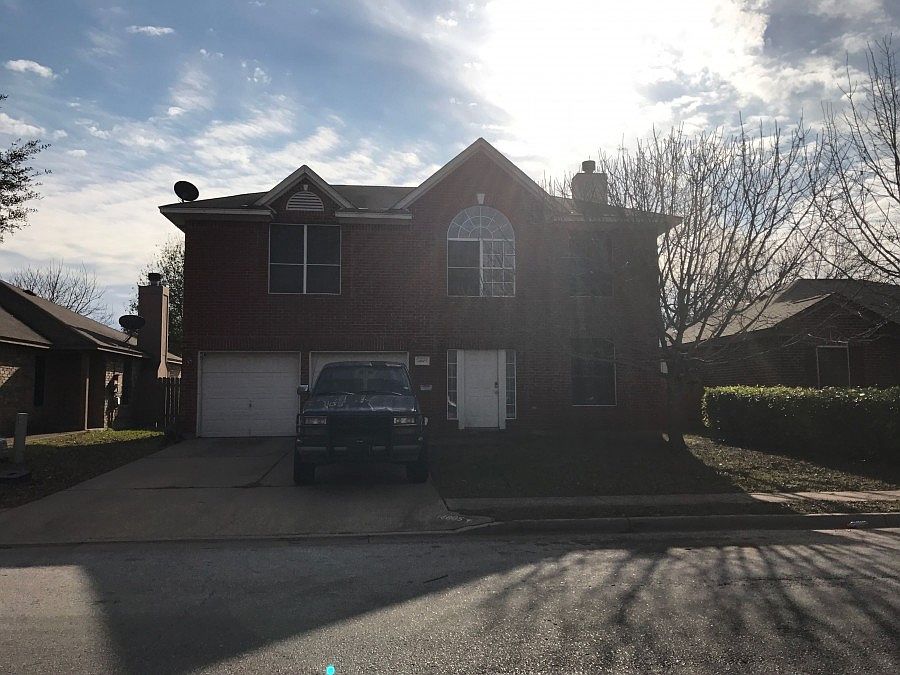 1st image of 14605 Fitzgibbon Dr