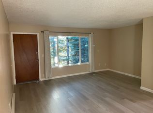 8130 N Willamette Blvd APT 6, Portland, OR 97203
