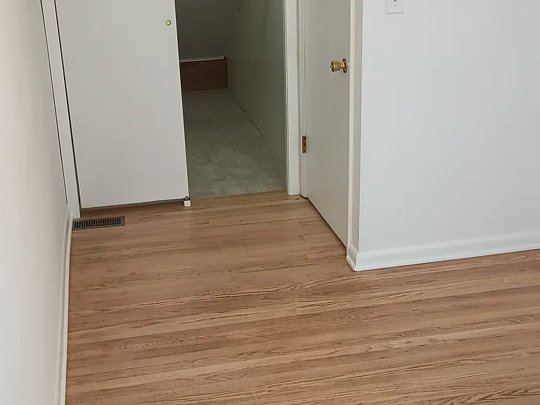 56 Greenview Dr — Photo 9