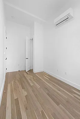 Rented by TorsX Inc | media 28