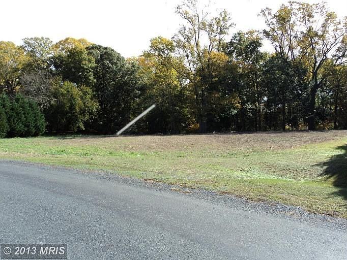 2nd image of 3405 Meadowbrook Rd