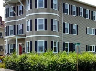 311 Plantation St #3, Worcester, MA 01604