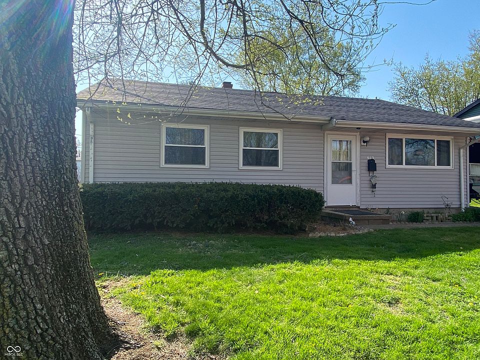 2nd image of 613 Crescent Dr