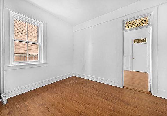 4th image of 7 W 92nd St APT 6B