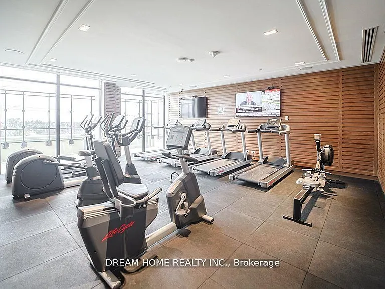 1 Grandview Blvd #2302 — Photo 24