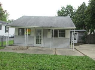 1205 Gates St, Aurora, IL 60505