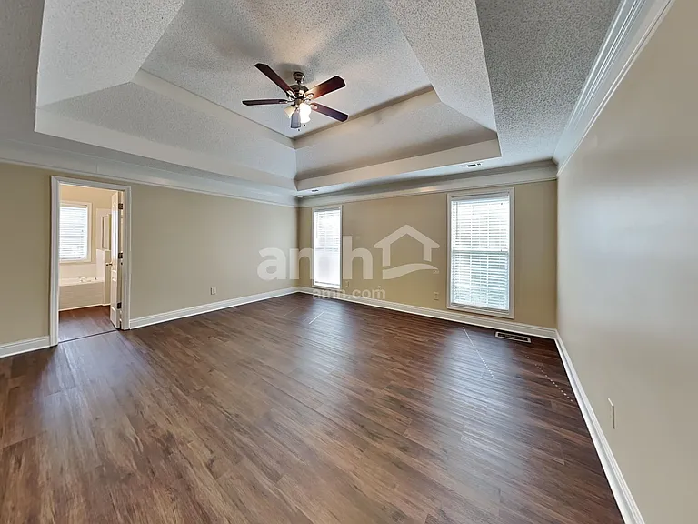 154 Acadian Dr — Photo 12