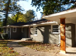 2709 Waleska Way, East Pt, GA