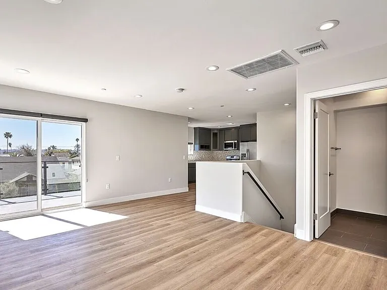 4507 Lomita St #1/2 — Photo 26