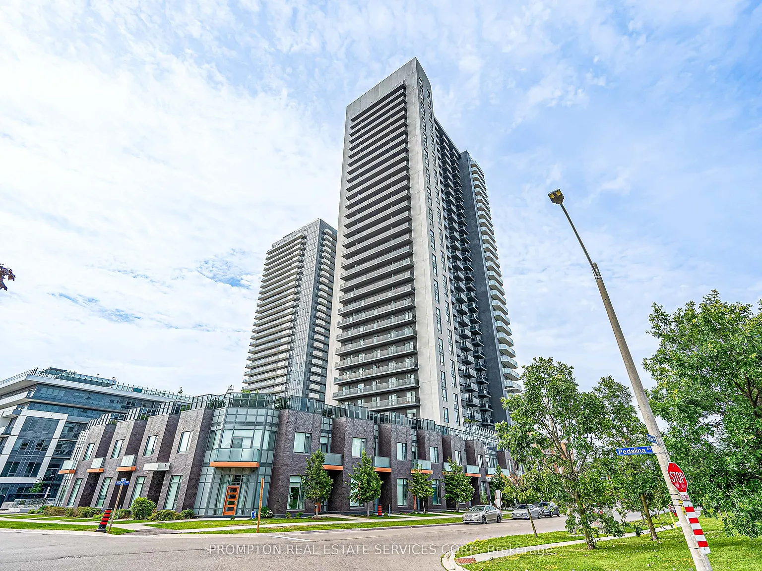 3 bed, $3,000 — Photo 1