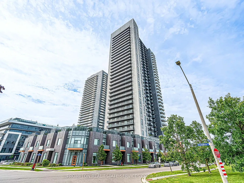 8 Nahani Way #3320