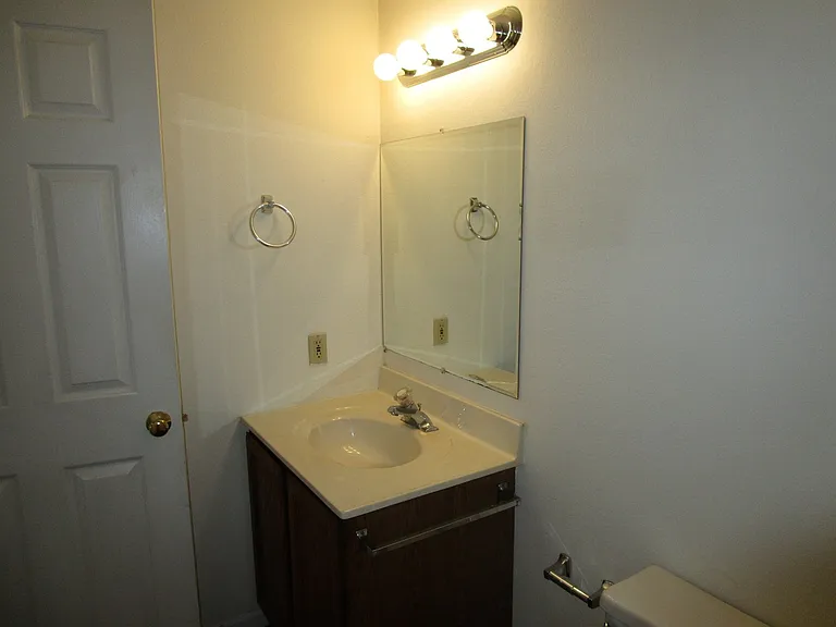 2404-2406 Calder Ct. — Photo 15
