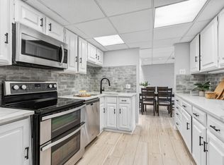 3133 Golden Oak, Farmers Branch, TX 75234