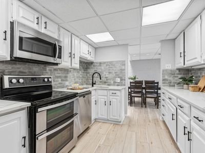 3133 Golden Oak, Farmers Branch, TX, 75234