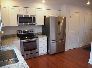 9 Summer St #3, Freeport, ME 04032