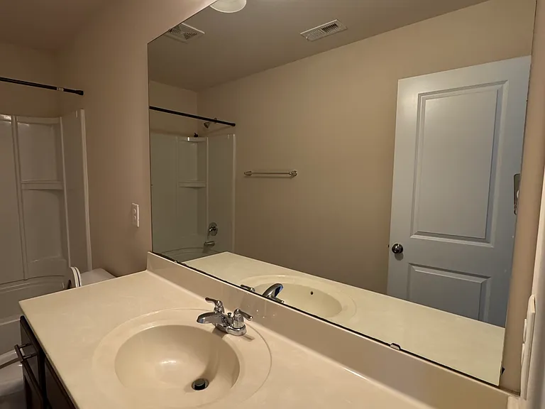 814 Bristol Bridge Dr — Photo 15