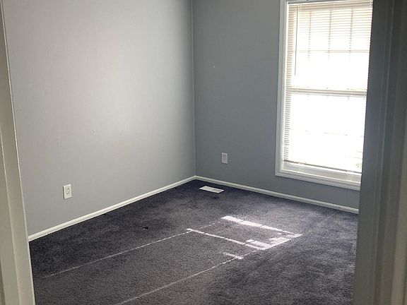5th image of 1340 Hibbard Dr APT B
