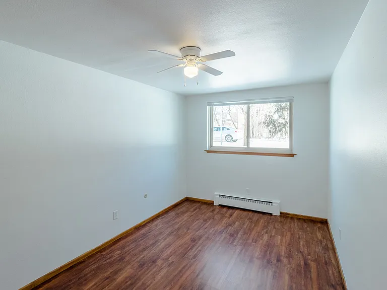 Carroll Court Apartments — Photo 50