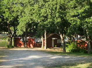 12072 N Oak Ct, Azle, TX 76020