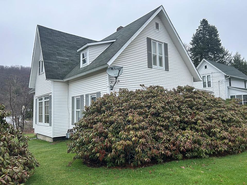 1st image of 505 E Oak St