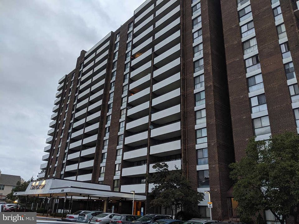 1st image of 250 S Reynolds St APT 208