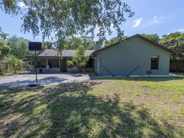 3220 Cardigan Ct, Orlando, FL 32812
