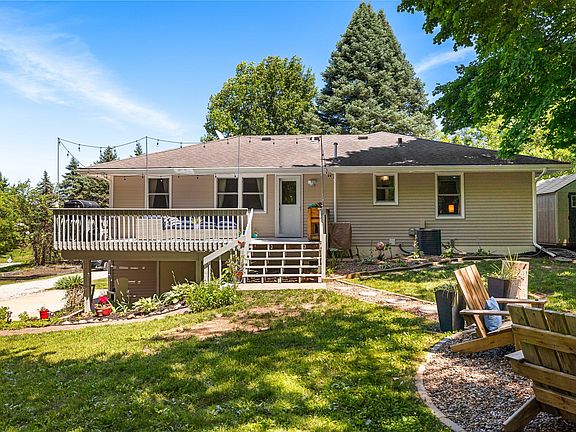 3rd image of 6276 NE 46th St
