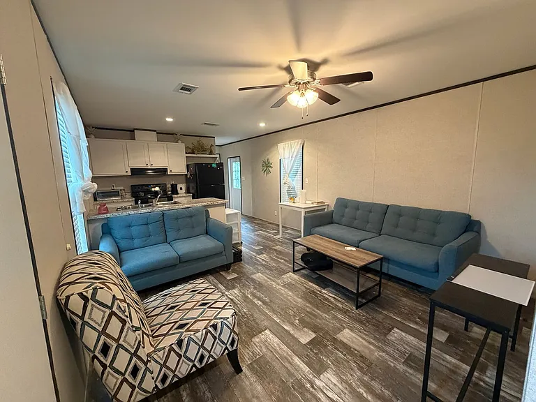 2148 W 28th Ct — Photo 3