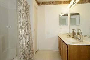 2nd image of 961 Mesa Dr #961