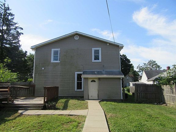2nd image of 558 Washington Ave