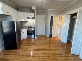 1175 Chapel St #403, New Haven, CT 06511