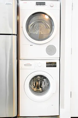 Rented by Clove Realty LLC | media 10