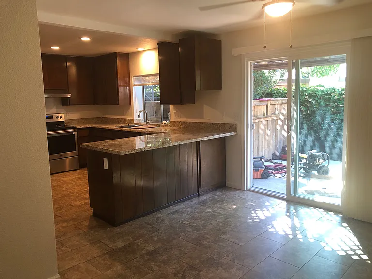 Dining room, Kitchen, Back Patio