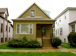 5841 W Byron St, Chicago, IL 60634