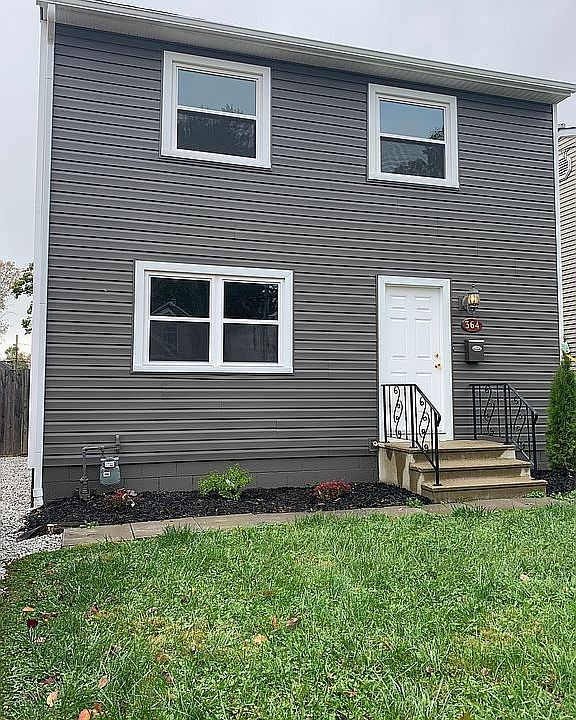 New Dutchlap siding.