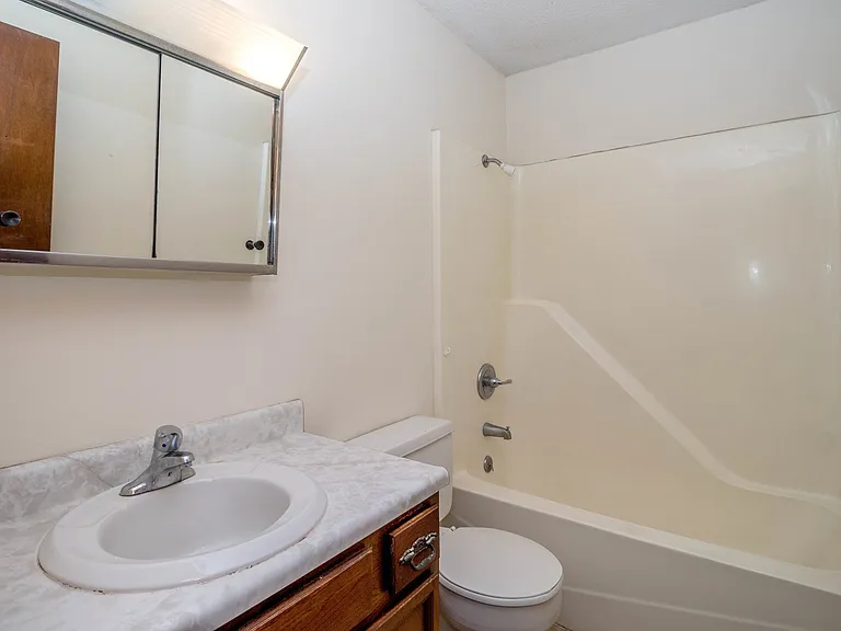 1616-1618 Handley Pl — Photo 36