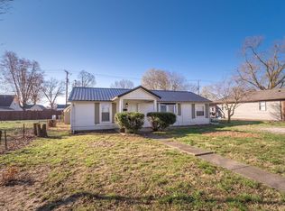 618 E 6th St, Mount Vernon, IN 47620