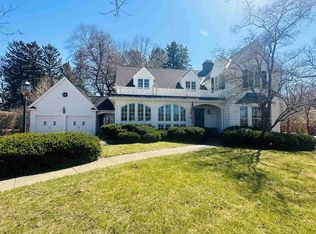 549 Sunset Rd, Waterloo, IA 50701