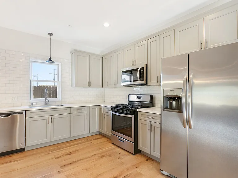 2821 Griffin Ave #2817 — Photo 8