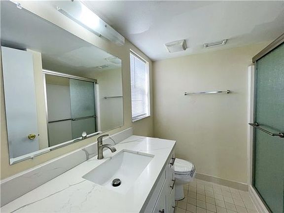4th image of 3652 N University Dr #3-C