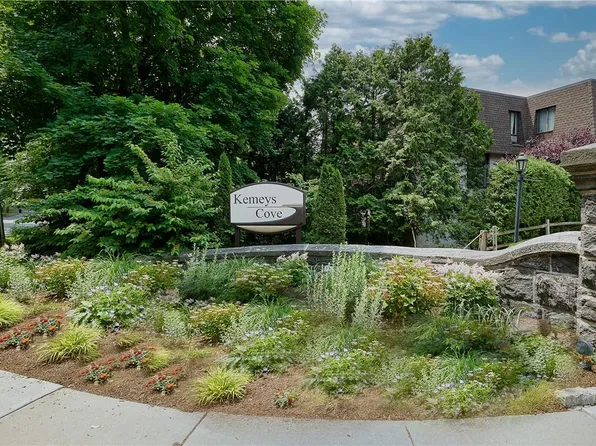 512 Kemeys Cove AKA 512 Revolutionary Road, Briarcliff Manor, NY 10510