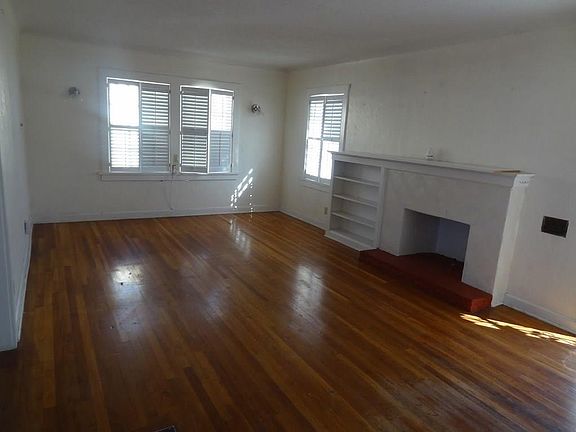 4th image of 3521 Mountain Ave