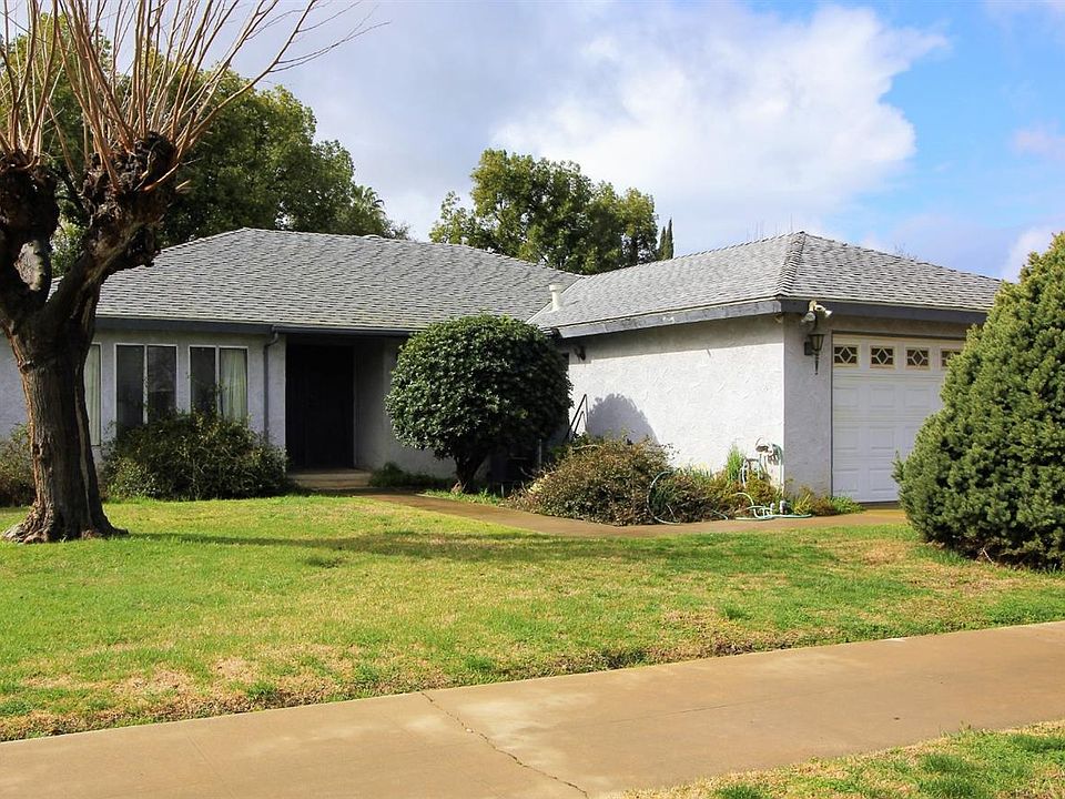 1st image of 2712 Sandlewood Dr