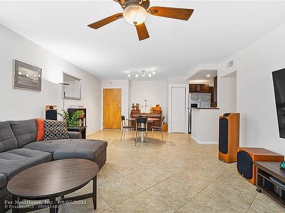5th image of 1950 N Andrews Ave APT 117D