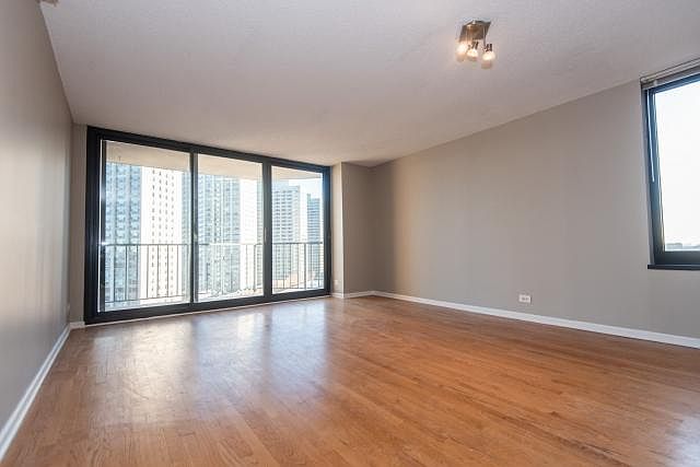 1st image of 3660 N Lake Shore Dr APT 1009