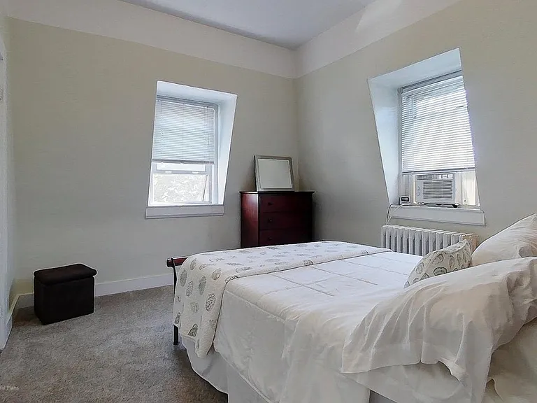 36 Dixon St — Photo 17